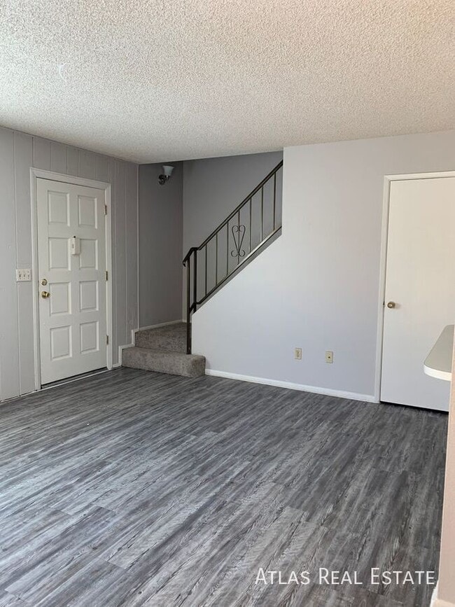 729 E Cochise Dr in Phoenix, AZ - Building Photo - Building Photo