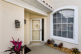 11261 Jacana Ct in Ft. Myers, FL - Foto de edificio - Building Photo