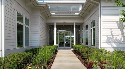 110 Zora Pl, Unit A1 in Lockhart, FL - Building Photo - Building Photo