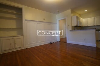 1130 Commonwealth Ave, Unit 2 in Boston, MA - Building Photo - Building Photo