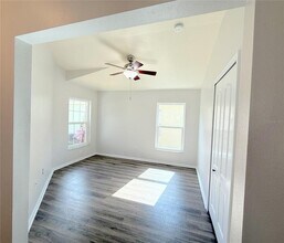 5044 Gato Del Sol Cir in Wesley Chapel, FL - Building Photo - Building Photo