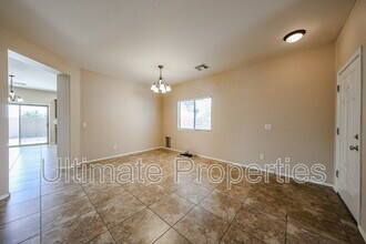 12123 W Leather Ln in Peoria, AZ - Building Photo - Building Photo