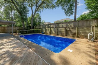 2412 Talco Hills Dr in Tallahassee, FL - Building Photo - Building Photo