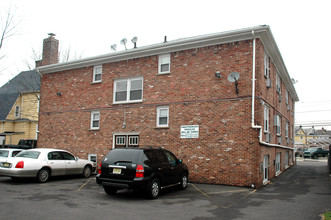 342-346 Chilton St in Elizabeth, NJ - Building Photo - Building Photo