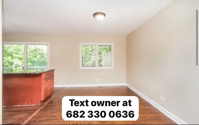 904 Cedar St in Willow Springs, IL - Building Photo - Building Photo