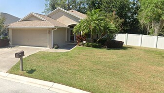 2652 Hickory View Loop in Lakeland, FL - Building Photo
