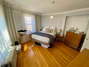 1476 Beacon St, Unit 644 in Brookline, MA - Building Photo - Building Photo