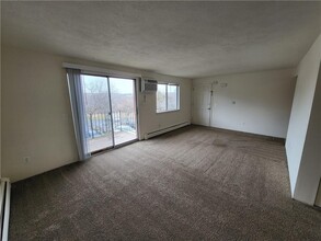 7554 Victor Mendon Rd in Victor, NY - Building Photo - Building Photo