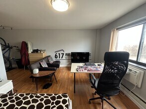 35 Glencoe St in Boston, MA - Building Photo - Building Photo