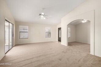 8638 W Mauro Ln in Peoria, AZ - Foto de edificio - Building Photo