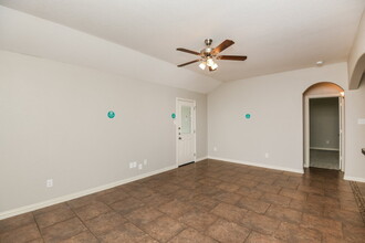 7612 Hollow Point Dr in Fort Worth, TX - Building Photo - Building Photo