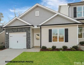 250 Sandstone St in Smithfield, NC - Building Photo - Building Photo