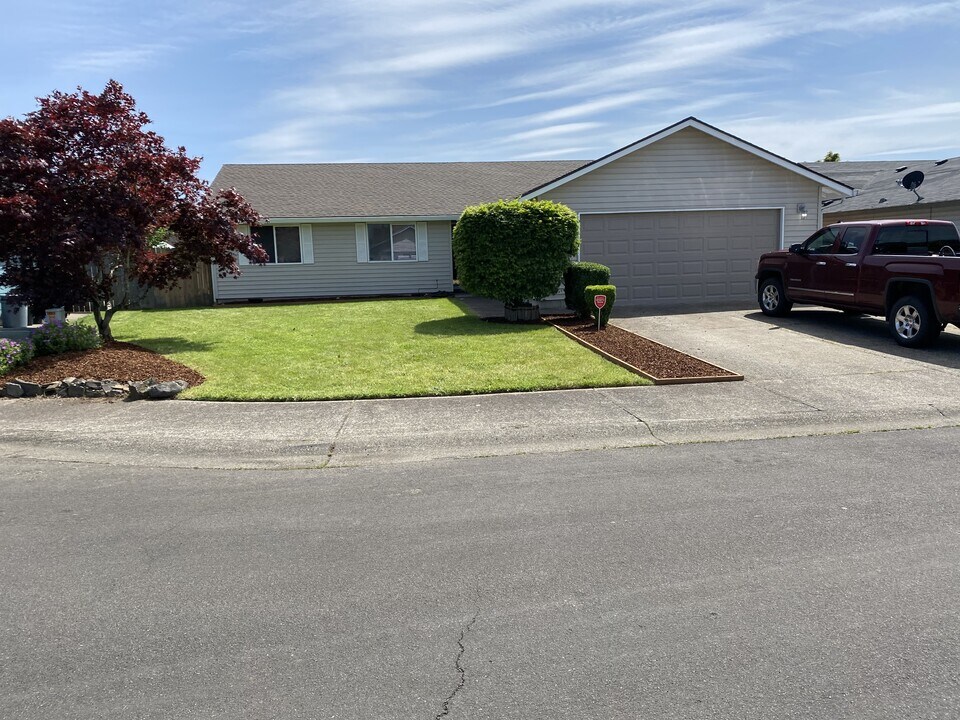 15807 NE 86th Cir in Vancouver, WA - Building Photo