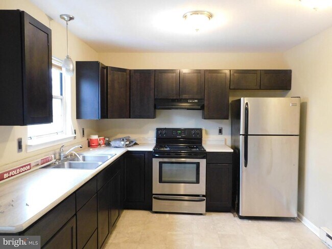 104 Waterford Ln in Winchester, VA - Building Photo - Building Photo