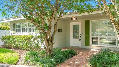 2533 NE 21st Terrace in Lighthouse Point, FL - Building Photo - Building Photo