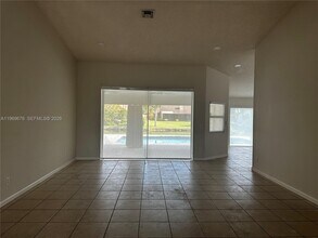 1080 NW 100th Way in Plantation, FL - Building Photo - Building Photo