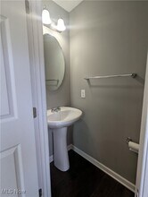145 Park View Ct in Peninsula, OH - Building Photo - Building Photo