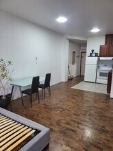 4298 Saint Laurent Boul in Montréal, QC - Building Photo - Building Photo