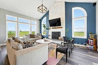 1850 S Ridge Rd in Castle Rock, CO - Foto de edificio - Building Photo