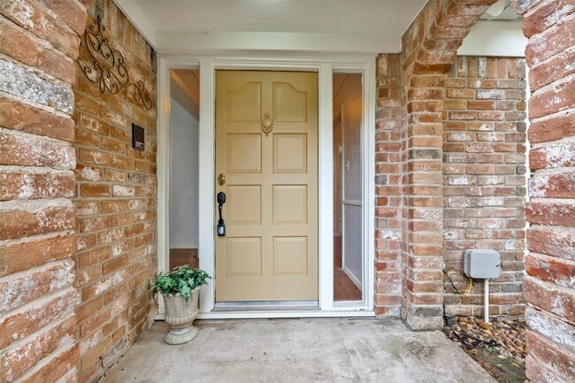 property at 12615 Retreat Trail