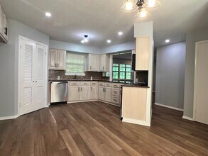 327 S 4th St in Wylie, TX - Building Photo - Building Photo