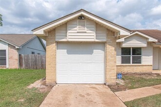 12710 Autumn Mill Dr in Houston, TX - Building Photo - Building Photo