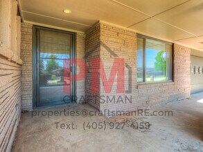 13601 Pinehurst Rd in Oklahoma City, OK - Building Photo - Building Photo
