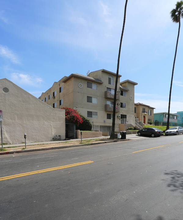 Habitat Apartments in Los Angeles, CA - Foto de edificio