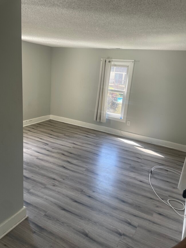 1015 N Main St, Unit 2 in Pitman, NJ - Building Photo - Building Photo
