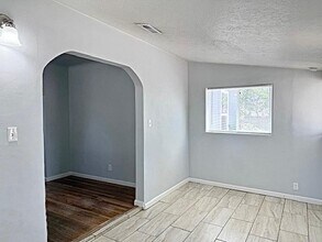 317 Morningside Dr SE in Albuquerque, NM - Building Photo - Building Photo