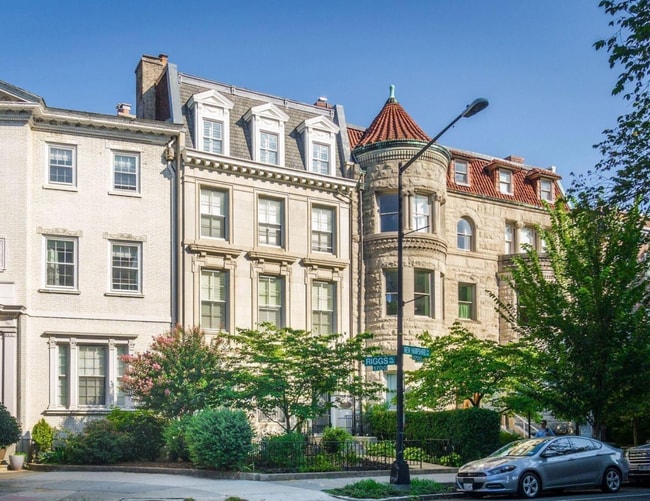 1728 New Hampshire Ave NW, Unit 101 in Washington, DC - Building Photo - Building Photo