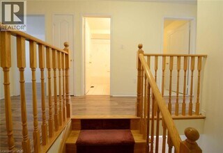 5156 Angel Stone Dr in Mississauga, ON - Building Photo - Building Photo