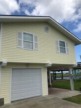 4308 Spanish Main in Jamaica Beach, TX - Building Photo - Building Photo
