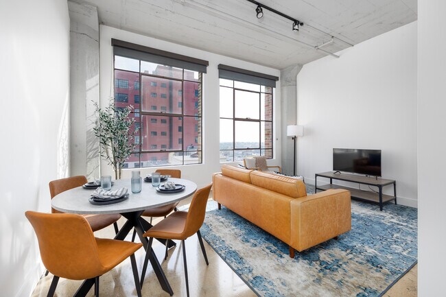 Garment Lofts in Los Angeles, CA - Foto de edificio - Interior Photo