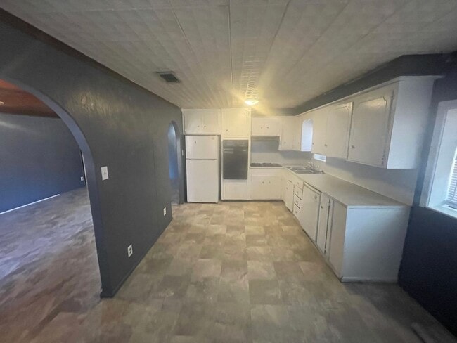 property at 800 Trundy St