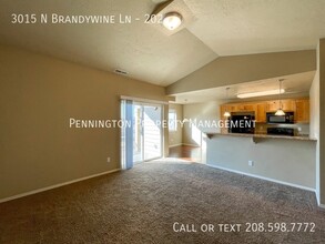 3015 N Brandywine Ln in Meridian, ID - Building Photo - Building Photo