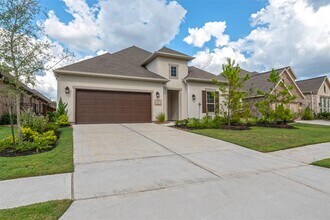 28225 Beckwood Dr in Spring, TX - Building Photo - Building Photo