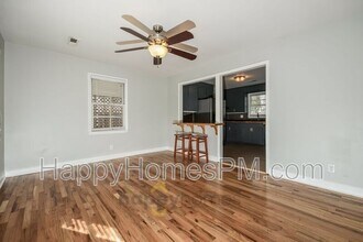 825 Savage Rd in Charleston, SC - Building Photo - Building Photo