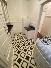 Villa Jene Apartments in Portland, OR - Building Photo - Interior Photo