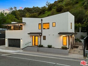 913-913 1/2 N Beverly Glen Blvd in Los Angeles, CA - Building Photo - Building Photo