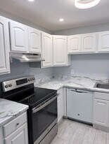 2109 SE Edler Dr in Stuart, FL - Building Photo