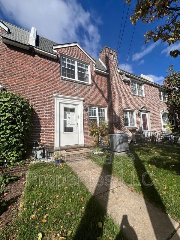 property at 113 Plant Ave