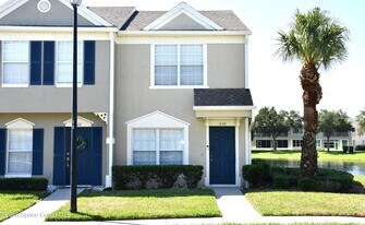 530 Steeplechase Ln in Melbourne, FL - Building Photo