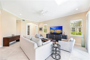 2874 Castillo Ct-Unit -101 in Naples, FL - Building Photo - Building Photo
