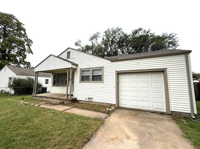 3157 S Elizabeth Ave in Wichita, KS - Building Photo - Building Photo