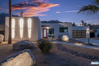 2719 N Junipero Ave in Palm Springs, CA - Building Photo - Building Photo