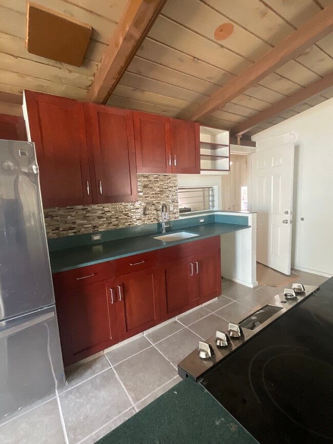 property at 2374 Anihinihi St