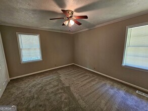 130 Susie Pl in Newnan, GA - Building Photo - Building Photo