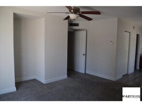 4922 E Winchcomb Dr in Scottsdale, AZ - Building Photo - Building Photo