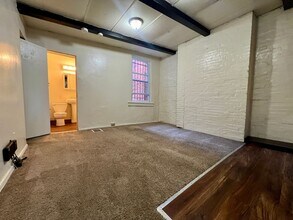 3322 Ward St in Pittsburgh, PA - Building Photo - Building Photo